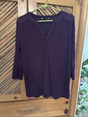 41 Hawthorn Plum V-Neck 3/4 Sleeve Blouse